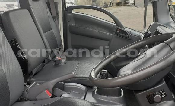 Acheter Occasion Utilitaire Isuzu FTR 850 Blanc à Chingola, Zambie Acheter Occasion Utilitaire Isuzu FTR 850 Blanc à Chingola, Zambie