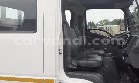 Acheter Occasion Utilitaire Isuzu FTR 850 Blanc à Chingola, Zambie Acheter Occasion Utilitaire Isuzu FTR 850 Blanc à Chingola, Zambie