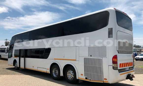 Acheter Occasion Utilitaire Scania Irizar Blanc à Lusaka, Zambie Acheter Occasion Utilitaire Scania Irizar Blanc à Lusaka, Zambie