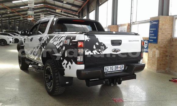 Acheter Occasion Voiture Ford Ranger Blanc à Lusaka, Zambie Acheter Occasion Voiture Ford Ranger Blanc à Lusaka, Zambie