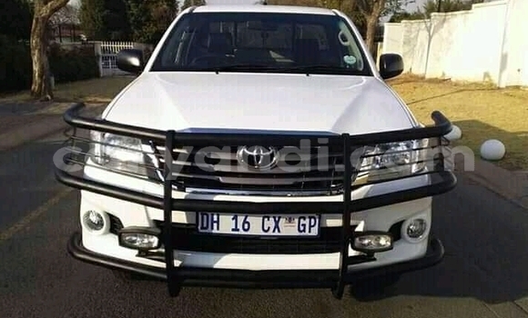 Tenga Tsaru Toyota Hilux Chena Mota in Chinsali in Northern Tenga Tsaru Toyota Hilux Chena Mota in Chinsali in Northern