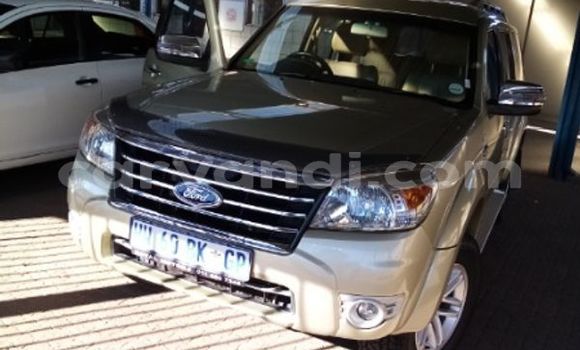 Acheter Occasion Voiture Ford Everest Autre à Lusaka, Zambie Acheter Occasion Voiture Ford Everest Autre à Lusaka, Zambie