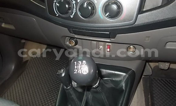Acheter Occasion Voiture Toyota Hilux Blanc à Livingstone, Zambie Acheter Occasion Voiture Toyota Hilux Blanc à Livingstone, Zambie
