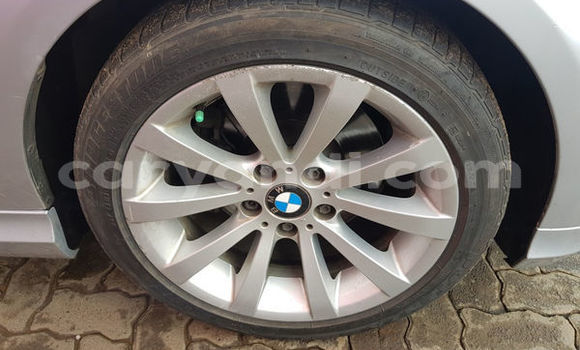 Acheter Occasion Voiture BMW 3–Series Gris à Lusaka, Zambie Acheter Occasion Voiture BMW 3–Series Gris à Lusaka, Zambie