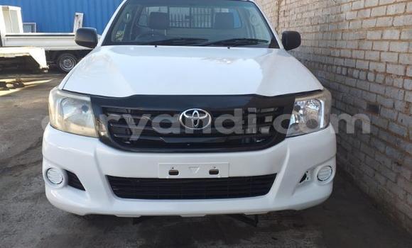 Buy Used Toyota Hilux White Car in Lusaka in Zambia
