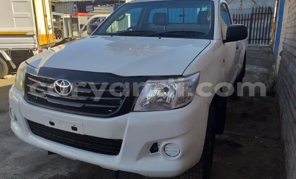 Acheter Occasion Voiture Toyota Hilux Blanc à Lusaka, Zambie Acheter Occasion Voiture Toyota Hilux Blanc à Lusaka, Zambie