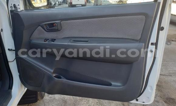 Acheter Occasion Voiture Toyota Hilux Blanc à Lusaka, Zambie Acheter Occasion Voiture Toyota Hilux Blanc à Lusaka, Zambie