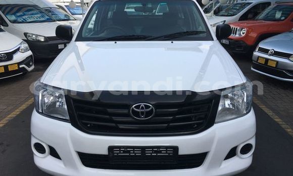 Acheter Occasion Voiture Toyota Hilux Blanc à Lusaka, Zambie Acheter Occasion Voiture Toyota Hilux Blanc à Lusaka, Zambie