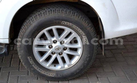 Acheter Occasion Voiture Toyota Fortuner Blanc à Lusaka, Zambie Acheter Occasion Voiture Toyota Fortuner Blanc à Lusaka, Zambie
