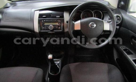 Acheter Occasion Voiture Nissan Livina Blanc à Lusaka, Zambie Acheter Occasion Voiture Nissan Livina Blanc à Lusaka, Zambie