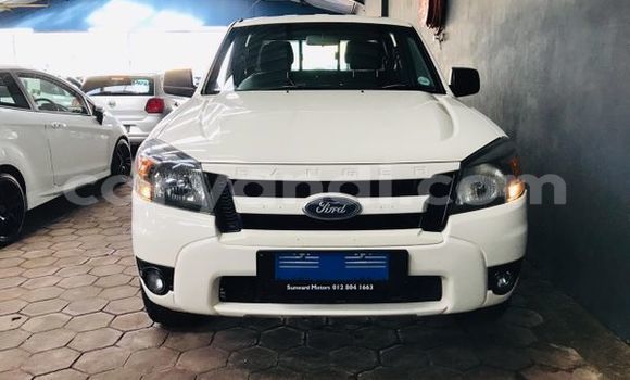 Acheter Occasion Voiture Ford Ranger Blanc à Lusaka, Zambie Acheter Occasion Voiture Ford Ranger Blanc à Lusaka, Zambie