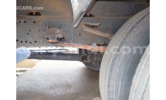 Acheter Import Voiture Isuzu Rodeo Blanc à Import - Dubai, Zambie Acheter Import Voiture Isuzu Rodeo Blanc à Import - Dubai, Zambie