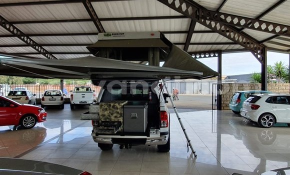 Acheter Occasion Voiture Toyota Hilux Blanc à Ndola, Zambie Acheter Occasion Voiture Toyota Hilux Blanc à Ndola, Zambie