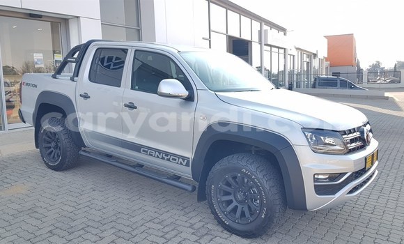 Buy Used Volkswagen Amarok Silver Car in Chingola in Zambia