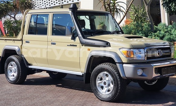 Acheter Occasion Voiture Toyota Land Cruiser Beige à Choma, Du sud