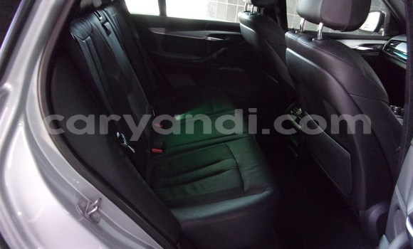 Acheter Occasion Voiture BMW X5 Gris à Livingstone, Zambie Acheter Occasion Voiture BMW X5 Gris à Livingstone, Zambie