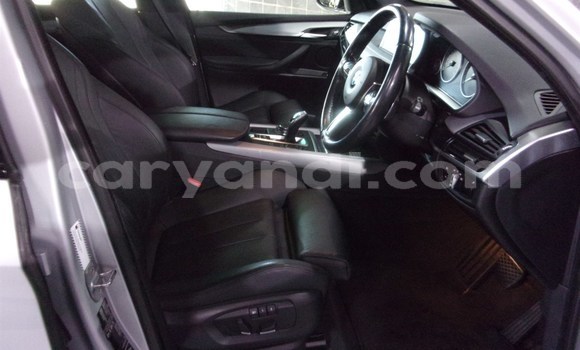 Acheter Occasion Voiture BMW X5 Gris à Livingstone, Zambie Acheter Occasion Voiture BMW X5 Gris à Livingstone, Zambie