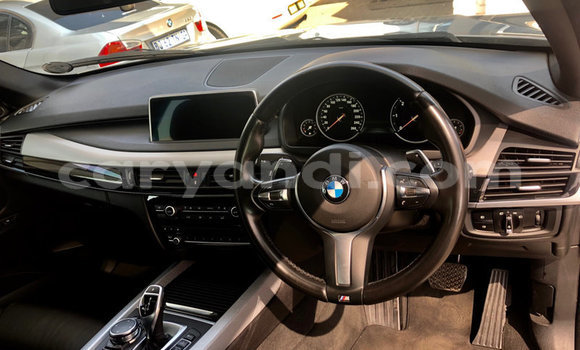 Acheter Occasion Voiture BMW X5 Gris à Livingstone, Zambie Acheter Occasion Voiture BMW X5 Gris à Livingstone, Zambie