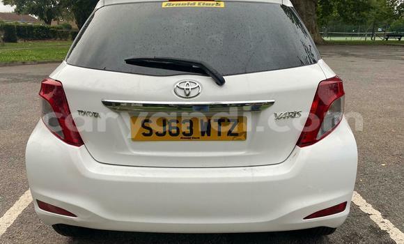 Buy Used Toyota Yaris White Car in Chipata in Zambia Buy Used Toyota Yaris White Car in Chipata in Zambia