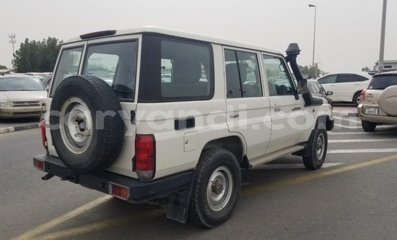 Buy Used Toyota Land Cruiser White Car in Chipata in Zambia Buy Used Toyota Land Cruiser White Car in Chipata in Zambia