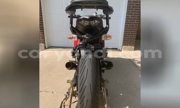 Buy Used Kawasaki Z 1000 Beige Bike in Chipata in Zambia Buy Used Kawasaki Z 1000 Beige Bike in Chipata in Zambia