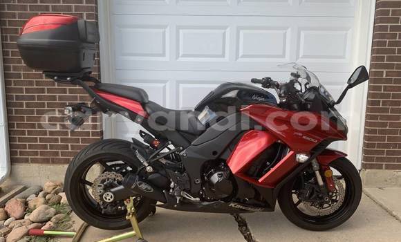 Buy Used Kawasaki Z 1000 Beige Bike in Chipata in Zambia Buy Used Kawasaki Z 1000 Beige Bike in Chipata in Zambia