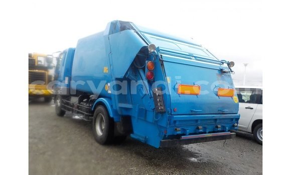 Acheter Import Utilitaire Mitsubishi Fuso Bleu à Import - Dubai, Zambie Acheter Import Utilitaire Mitsubishi Fuso Bleu à Import - Dubai, Zambie