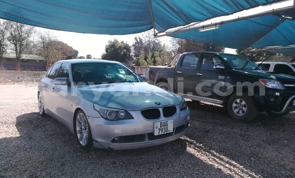 Nunua Ilio tumika BMW 5–Series Fedha Gari ndani ya Lusaka nchini Zambia Nunua Ilio tumika BMW 5–Series Fedha Gari ndani ya Lusaka nchini Zambia