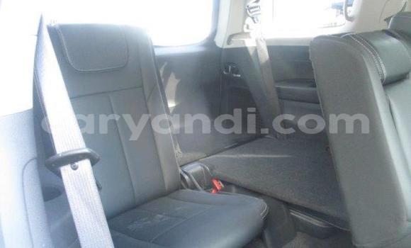 Acheter Occasion Voiture Isuzu MU-X Blanc à Chingola, Zambie Acheter Occasion Voiture Isuzu MU-X Blanc à Chingola, Zambie