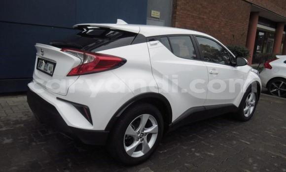 Buy Used Toyota C-HR White Car in Lusaka in Zambia Buy Used Toyota C-HR White Car in Lusaka in Zambia