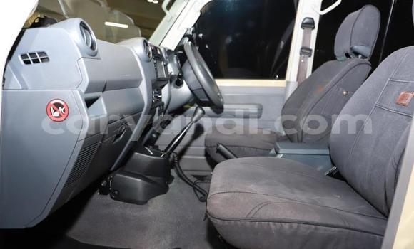 Nunua Ilio tumika Toyota Land Cruiser Nyingine Gari ndani ya Chingola nchini Zambia Nunua Ilio tumika Toyota Land Cruiser Nyingine Gari ndani ya Chingola nchini Zambia