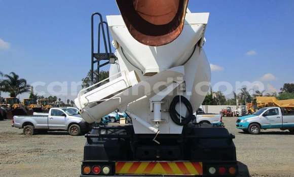 Acheter Occasion Utilitaire Mercedes–Benz 2628 Blanc à Lusaka, Zambie Acheter Occasion Utilitaire Mercedes–Benz 2628 Blanc à Lusaka, Zambie