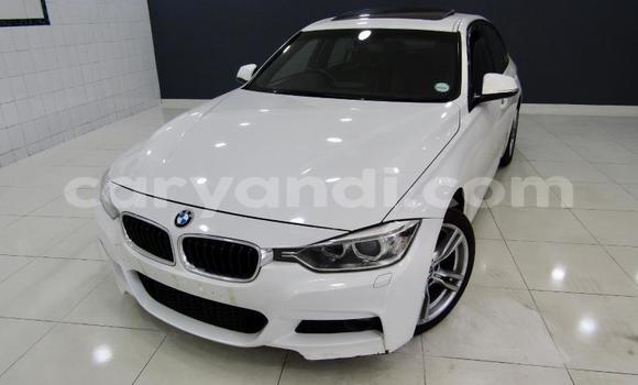 Buy Used BMW 3–Series White Car in Lusaka in Zambia