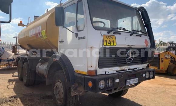 Acheter Occasion Utilitaire Mercedes–Benz 2628 Blanc à Lusaka, Zambie Acheter Occasion Utilitaire Mercedes–Benz 2628 Blanc à Lusaka, Zambie
