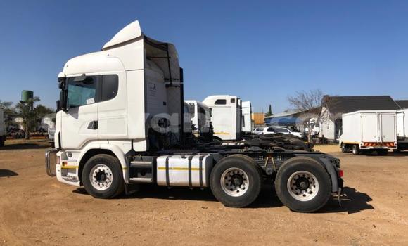 Acheter Occasion Utilitaire Scania R420 Blanc à Lusaka, Zambie Acheter Occasion Utilitaire Scania R420 Blanc à Lusaka, Zambie