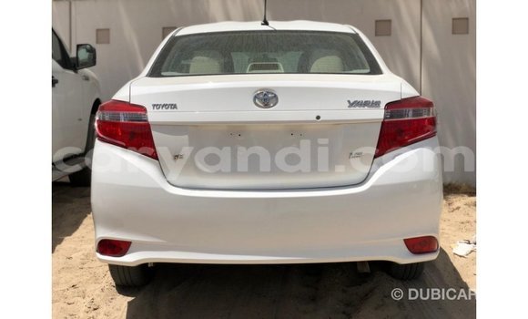 Nunua Imported Toyota Yaris Nyeupe Gari ndani ya Import - Dubai nchini Zambia Nunua Imported Toyota Yaris Nyeupe Gari ndani ya Import - Dubai nchini Zambia