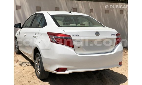 Nunua Imported Toyota Yaris Nyeupe Gari ndani ya Import - Dubai nchini Zambia Nunua Imported Toyota Yaris Nyeupe Gari ndani ya Import - Dubai nchini Zambia