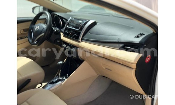Nunua Imported Toyota Yaris Nyeupe Gari ndani ya Import - Dubai nchini Zambia Nunua Imported Toyota Yaris Nyeupe Gari ndani ya Import - Dubai nchini Zambia