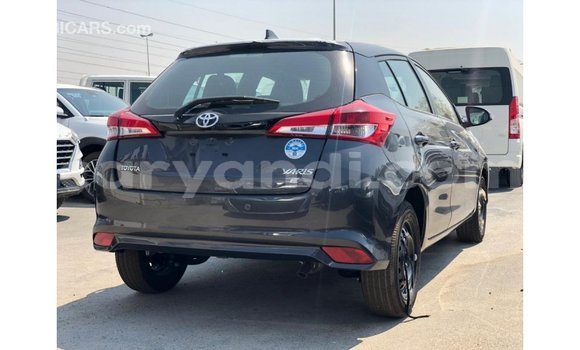 Nunua Imported Toyota Yaris Nyingine Gari ndani ya Import - Dubai nchini Zambia Nunua Imported Toyota Yaris Nyingine Gari ndani ya Import - Dubai nchini Zambia
