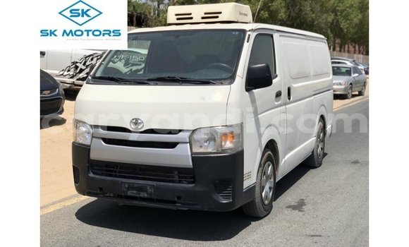 Buy Import Toyota Hiace White Car in Import - Dubai in Zambia