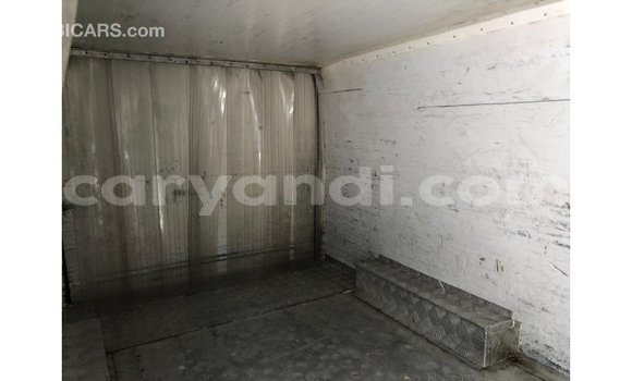 Tenga Imported Toyota Hiace Chena Mota in Import - Dubai in Zambia Tenga Imported Toyota Hiace Chena Mota in Import - Dubai in Zambia