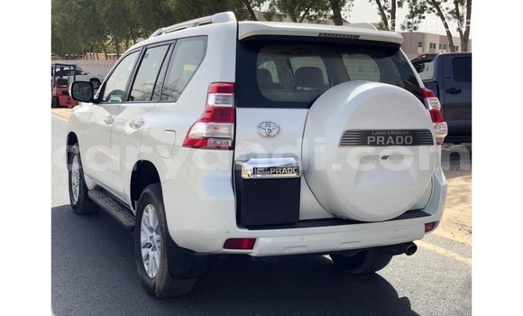 Acheter Import Voiture Toyota Prado Blanc à Import - Dubai, Zambie Acheter Import Voiture Toyota Prado Blanc à Import - Dubai, Zambie