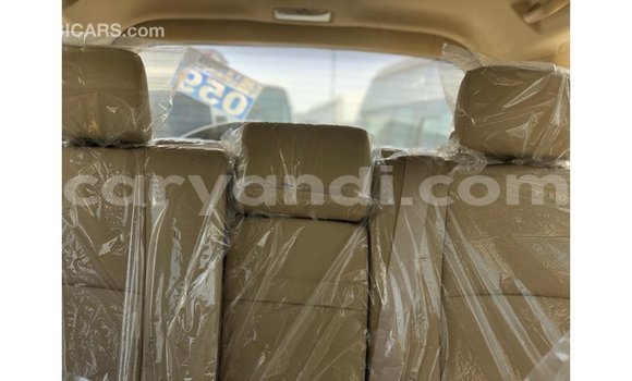 Acheter Import Voiture Toyota Prado Blanc à Import - Dubai, Zambie Acheter Import Voiture Toyota Prado Blanc à Import - Dubai, Zambie