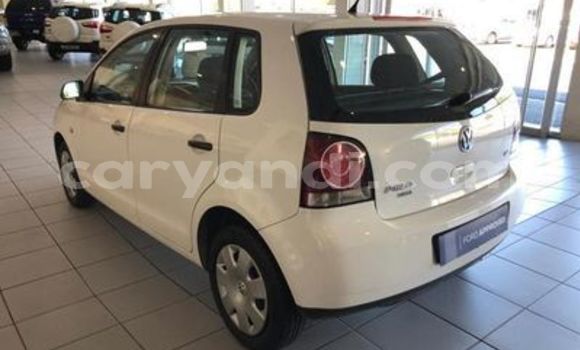 Acheter Occasion Voiture Volkswagen Polo Blanc à Chingola, Zambie Acheter Occasion Voiture Volkswagen Polo Blanc à Chingola, Zambie