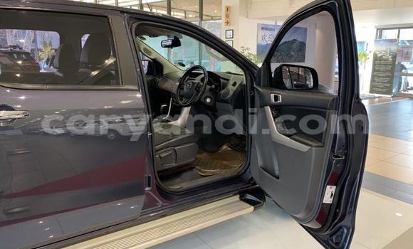 Acheter Occasion Voiture Mazda BT-50 Gris à Livingstone, Zambie Acheter Occasion Voiture Mazda BT-50 Gris à Livingstone, Zambie