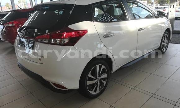 Acheter Occasion Voiture Toyota Yaris Blanc à Chinsali, Nord Acheter Occasion Voiture Toyota Yaris Blanc à Chinsali, Nord