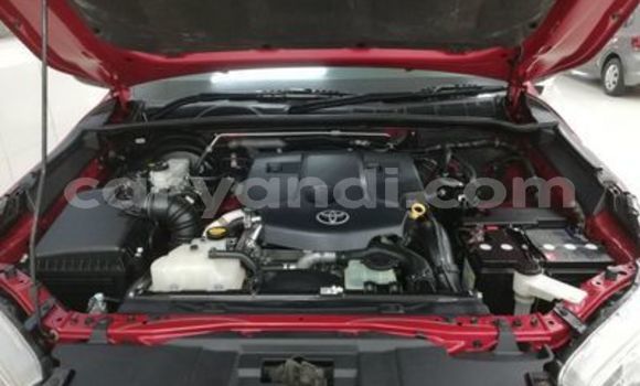 Acheter Occasion Voiture Toyota Hilux Rouge à Lusaka, Zambie Acheter Occasion Voiture Toyota Hilux Rouge à Lusaka, Zambie