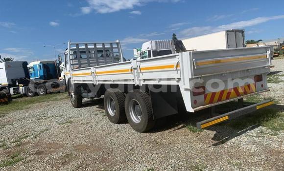 Buy Used Mercedes–Benz 1213 White Truck in Livingstone in Zambia Buy Used Mercedes–Benz 1213 White Truck in Livingstone in Zambia