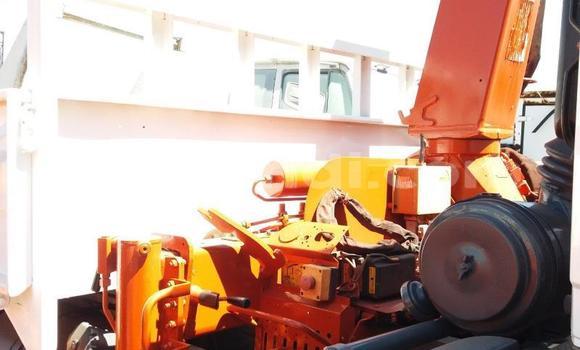 Acheter Occasion Utilitaire Mercedes–Benz Truck Blanc à Chingola, Zambie Acheter Occasion Utilitaire Mercedes–Benz Truck Blanc à Chingola, Zambie