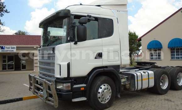Nunua Ilio tumika Scania R420 Nyeupe Lori ndani ya Lusaka nchini Zambia Nunua Ilio tumika Scania R420 Nyeupe Lori ndani ya Lusaka nchini Zambia
